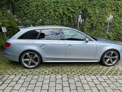 Silber Gebraucht 2015 Audi A4 S-Line Kombi | 9.000 €