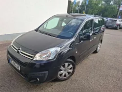Noir onyx Gebraucht 2015 Citroën Berlingo SELECTION Van / Kleinbus | 3.950 € (Superpreis)