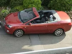 Rot Gebraucht 2008 Ford Focus Cabriolet Titanium Cabrio | 3.499 € (Fairer Preis)