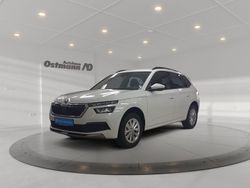 Moonweiss metallic Gebraucht 2024 Skoda Kamiq Ambition SUV | 17.895 € (Guter Preis)