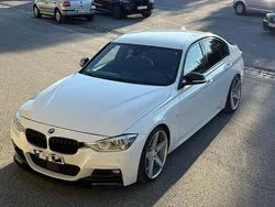 Weiß Gebraucht 2016 BMW 330 Performance Limousine | 16.890 € (Fairer Preis)
