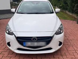 Weiß Gebraucht 2017 Mazda 2 Kizoku Kleinwagen | 10.900 € (Fairer Preis)