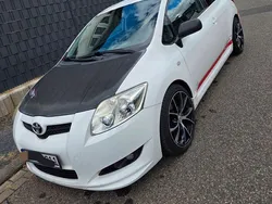 Weiß Gebraucht 2010 Toyota Auris Life Limousine | 5.900 € (Fairer Preis)