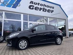 Schwarz Gebraucht 2022 Mitsubishi Space Star Select Limousine | 12.950 € (Fairer Preis)