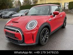 Rot Gebraucht 2021 Mini Cooper SE Classic Kleinwagen | 15.990 € (Fairer Preis)