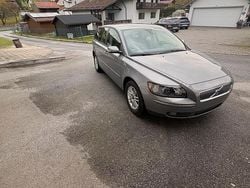 Grau Gebraucht 2005 Volvo V50 Kombi | 5.900 €