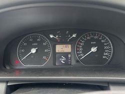 Grün Gebraucht 2003 Renault Laguna GrandTour Privilege Kombi | 2.222 € (Fairer Preis)