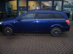Blau Gebraucht 2010 Opel Astra Edition Kombi | 2.499 € (Guter Preis)