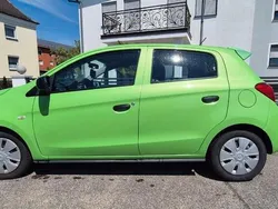 Grün Gebraucht 2015 Mitsubishi Space Star Kleinwagen | 3.500 €