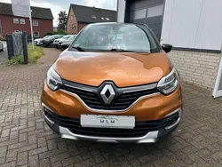Schwarz Gebraucht 2018 Renault Captur Intens SUV | 11.490 € (Fairer Preis)
