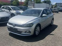Reflexsilber Gebraucht 2020 VW Polo Highline Kleinwagen | 19.300 € (Guter Preis)