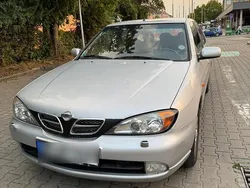 Silber Gebraucht 2001 Nissan Primera Limousine | 1.300 €