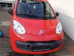 Rot Gebraucht 2009 Citroën C1 Kleinwagen | 850 € (Superpreis)
