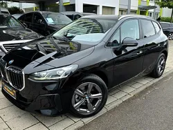 Schwarz Gebraucht 2024 BMW 218 Active Tourer Sport Line Van / Kleinbus | 30.850 € (Superpreis)