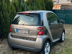Grau Gebraucht 2009 Smart ForTwo Coupé Pure Coupé | 4.200 € (Fairer Preis)