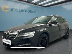 Schwarz Gebraucht 2022 Skoda Superb Kombi | 26.599 € (Guter Preis)