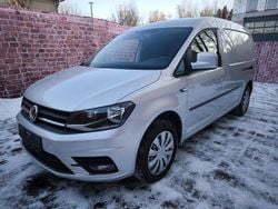 Reflexsilber metallic Gebraucht 2015 VW Caddy Maxi Van / Kleinbus | 6.790 €