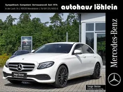 Weiß Gebraucht 2017 Mercedes E220 Avantgarde Limousine | 29.555 € (Etwas zu teuer)