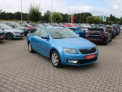 Blau Gebraucht 2016 Skoda Octavia Ambition Kombi | 12.930 € (Fairer Preis)