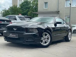 Schwarz Gebraucht 2013 Ford Mustang Coupé | 19.900 €