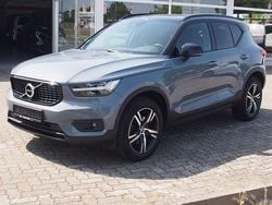 Grau Gebraucht 2020 Volvo XC40 R-Design SUV | 27.880 € (Fairer Preis)
