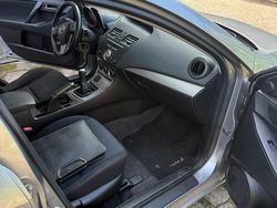 Grau Gebraucht 2010 Mazda 3 Limousine | 3.450 € (Teuer)