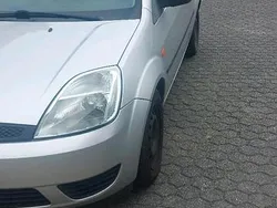 Silber Gebraucht 2005 Ford Fiesta Kleinwagen | 400 € (Superpreis)