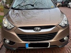 Braun Gebraucht 2013 Hyundai ix35 SUV | 8.700 € (Fairer Preis)