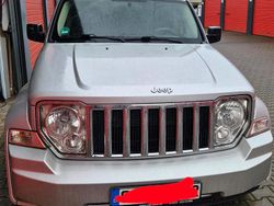 Silber Gebraucht 2008 Jeep Cherokee SUV | 6.200 € (Guter Preis)