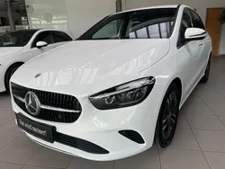 Weiß Gebraucht 2024 Mercedes B200 Advanced Plus Van / Kleinbus | 34.850 € (Etwas zu teuer)