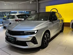 Grau Gebraucht 2023 Opel Astra GS Line Kombi | 24.200 € (Etwas zu teuer)