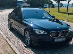 Schwarz Gebraucht 2015 BMW 750L M Sport Limousine | 22.500 €