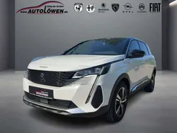 Perlmutt weiss Gebraucht 2023 Peugeot 5008 GT Van / Kleinbus | 36.450 € (Teuer)