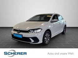 Pure white Gebraucht 2024 VW Polo Move Limousine | 17.990 € (Guter Preis)