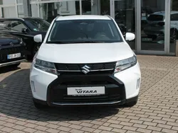 Weiß Neu 2025 Suzuki Vitara Comfort SUV | 23.990 € (Guter Preis)