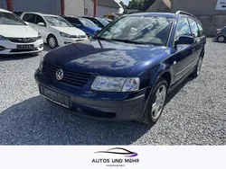 Blau Gebraucht 2000 VW Passat Highline Kombi | 1.000 € (Superpreis)