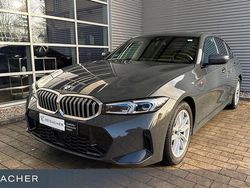 Grau Gebraucht 2025 BMW 320 Comfort Edition Limousine | 40.749 € (Fairer Preis)