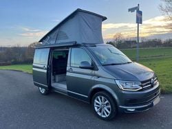 Grau Gebraucht 2016 VW California Beach Van | 42.500 €