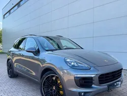 Porsche Cayenne S