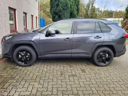 Gebraucht 2019 Toyota RAV4 Team SUV | 28.000 € (Teuer)