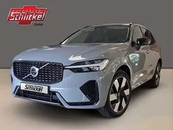 Vapour grey /metallic Gebraucht 2024 Volvo XC60 Ultimate SUV | 52.850 € (Guter Preis)