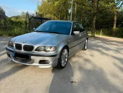 Silber Gebraucht 2003 BMW 320 M Sport Limousine | 4.500 € (Etwas zu teuer)