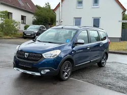 Blau Gebraucht 2018 Dacia Lodgy Van / Kleinbus | 7.990 €