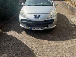 Silber Gebraucht 2007 Peugeot 207 CC Cabrio | 2.500 € (Guter Preis)
