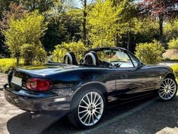 Schwarz Gebraucht 2002 Mazda MX5 Edition Cabrio | 6.200 € (Etwas zu teuer)