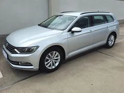 Silber Gebraucht 2018 VW Passat Comfortline Kombi | 17.300 € (Guter Preis)