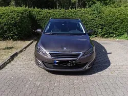 Grau Gebraucht 2015 Peugeot 308 Allure Kombi | 8.700 € (Fairer Preis)