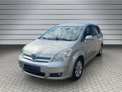 Silber Gebraucht 2006 Toyota Corolla Verso Executive Van / Kleinbus | 3.500 € (Guter Preis)