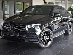 Obsidianschwarz metallic Gebraucht 2021 Mercedes GLE350 AMG line Coupé | 74.990 € (Fairer Preis)