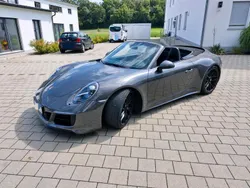 Porsche 911 Carrera GTS